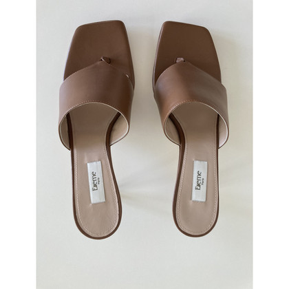Elleme Sandals Leather in Brown