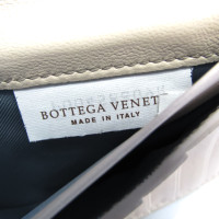 Bottega Veneta Täschchen/Portemonnaie aus Leder in Creme