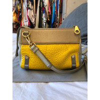 Marc By Marc Jacobs Borsa a tracolla in Pelle in Giallo