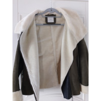 Pinko Jacke/Mantel in Oliv