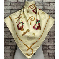 Christian Dior Scarf/Shawl Silk in Beige