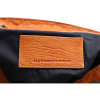 Alexander Wang Diego Bucket Bag aus Leder in Orange