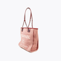 Chanel Deauville Small Tote in Rood