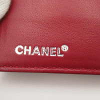 Chanel Handtasche aus Canvas in Rot