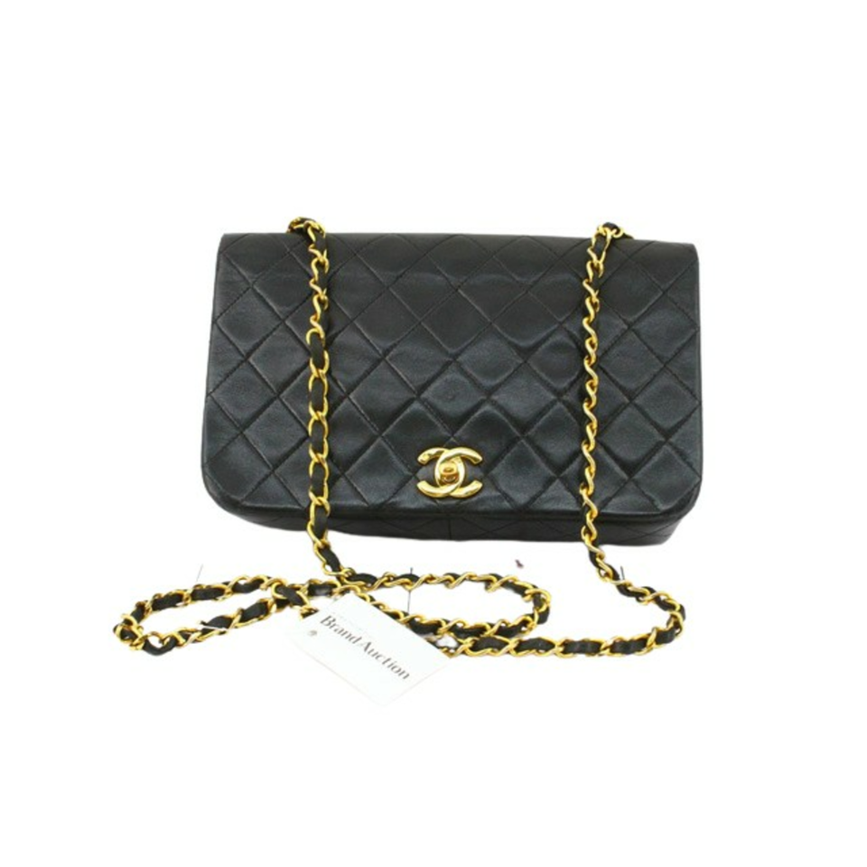 Chanel Flap Bag aus Leder in Schwarz