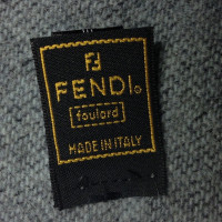 Fendi Sjaal met Angora en logo 