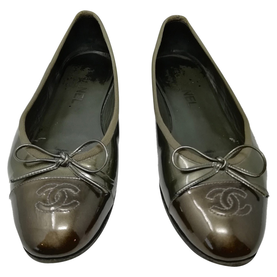 Chanel Chaussons/Ballerines en Olive