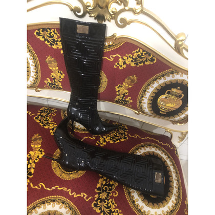 Versace Stivali in Pelle verniciata in Nero