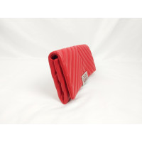 Carolina Herrera Clutch en Cuir en Rouge