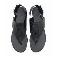 Hermès Sandals Leather in Black
