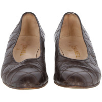 Chanel Pumps/Peeptoes Leer in Bruin