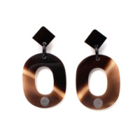 Hermès Ohrring aus Horn in Braun