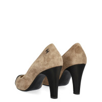 Chanel Pumps/Peeptoes Leer in Beige