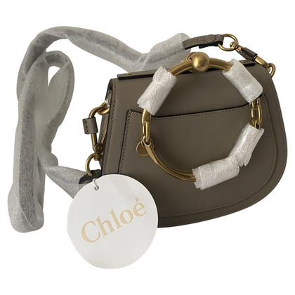 Chloé Nile Bag aus Leder in Grau