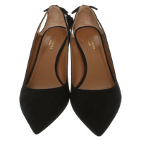 Aquazzura Pumps/Peeptoes aus Wildleder in Schwarz