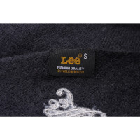 Lee Knitwear in Grey