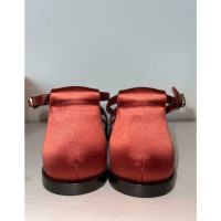 Hermès Sandalen aus Seide in Rot