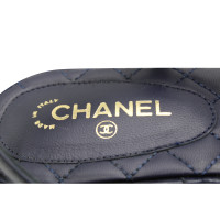 Chanel Sandalen Leer in Blauw
