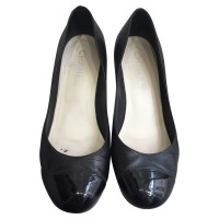 Chanel Pumps/Peeptoes en Cuir en Noir