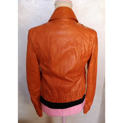 Patrizia Pepe Jacke/Mantel aus Leder in Orange