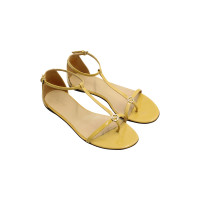 Gucci Sandals Patent leather in Yellow