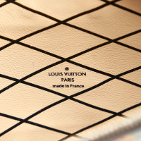 Louis Vuitton Clutch Bag Canvas in Grey