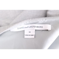 Diane Von Furstenberg Robe en Gris