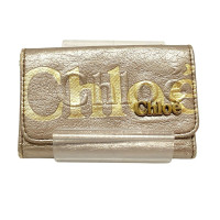 Chloé Täschchen/Portemonnaie aus Leder in Gold
