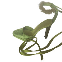 Gucci Sandalen aus Pelz in Grün