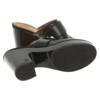 Chanel Clogs in black