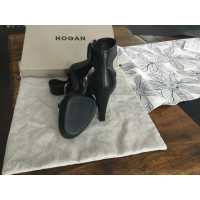 Hogan Sandalen aus Leder in Schwarz