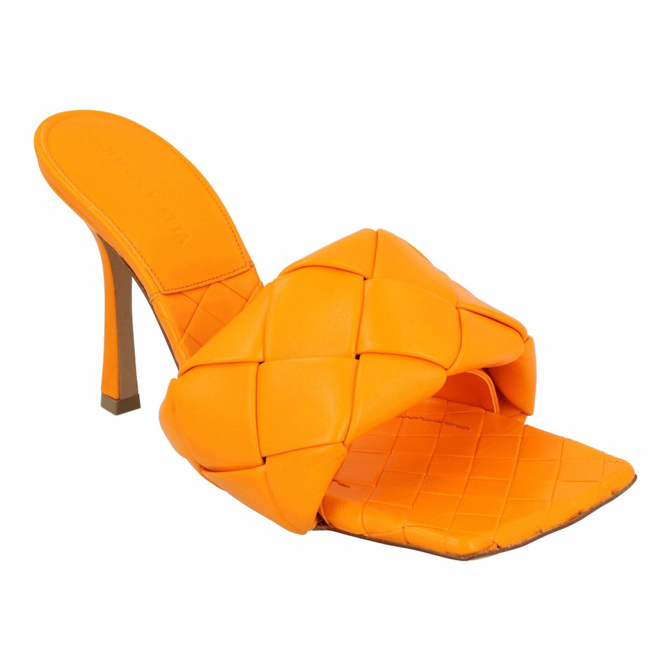 Bottega Veneta Mocassini/Ballerine in Pelle in Arancio