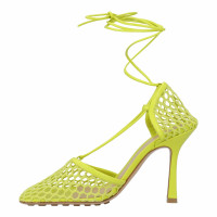 Bottega Veneta Pumps/Peeptoes Leer in Geel