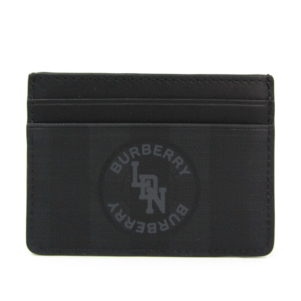 Burberry clutch in black leather