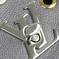 Louis Vuitton Umhängetasche aus Leder in Grau