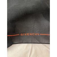 Givenchy Sjaal in Zwart