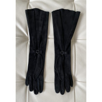 Alexander McQueen Handschuhe aus Wildleder in Schwarz