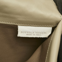 Bottega Veneta Täschchen/Portemonnaie aus Leder in Grau