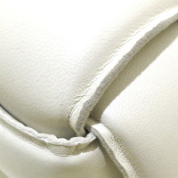 Bottega Veneta Padded Cassette en Cuir en Blanc