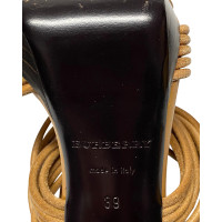 Burberry Sandales en Cuir en Marron