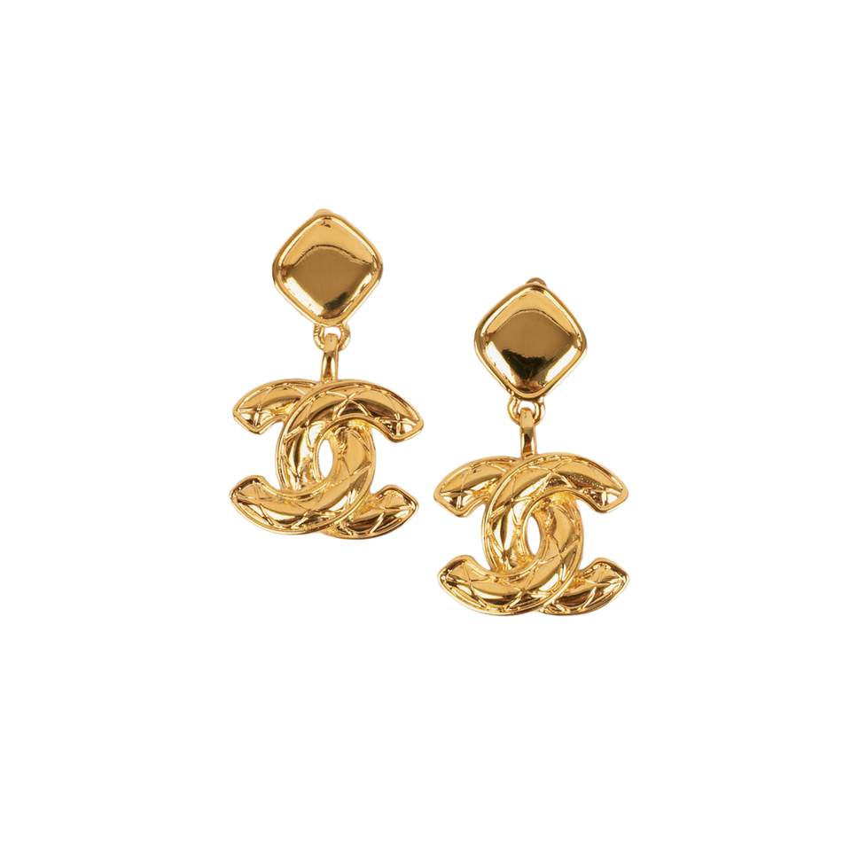 Chanel Earring in Gold