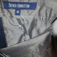 French Connection Kleid aus Seide in Schwarz