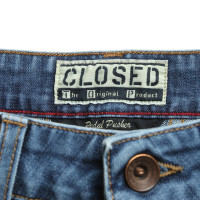 Closed Jeans in Mittelbau