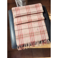 Burberry Scarf/Shawl Wool in Pink