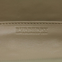Burberry Täschchen/Portemonnaie aus Lackleder in Beige