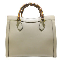 Gucci Diana Bamboo Leather in Beige