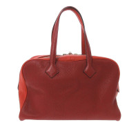 Hermès Victoria Bag en Cuir en Rouge