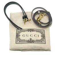 Gucci Diana aus Leder in Beige