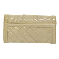 Burberry Bag/Purse Patent leather in Beige