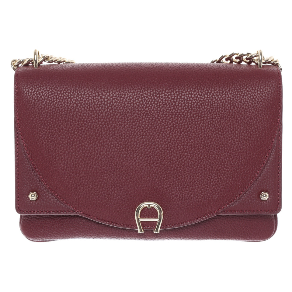 Aigner Shoulder bag Leather in Bordeaux